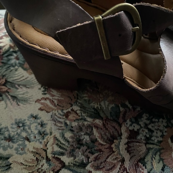 BORN LEATHER DISTRESSED SUEDE HARTLEY TAUPE WOOD GRAIN PLATFORM SANDAL SIZE 11 - Picture 8 of 15